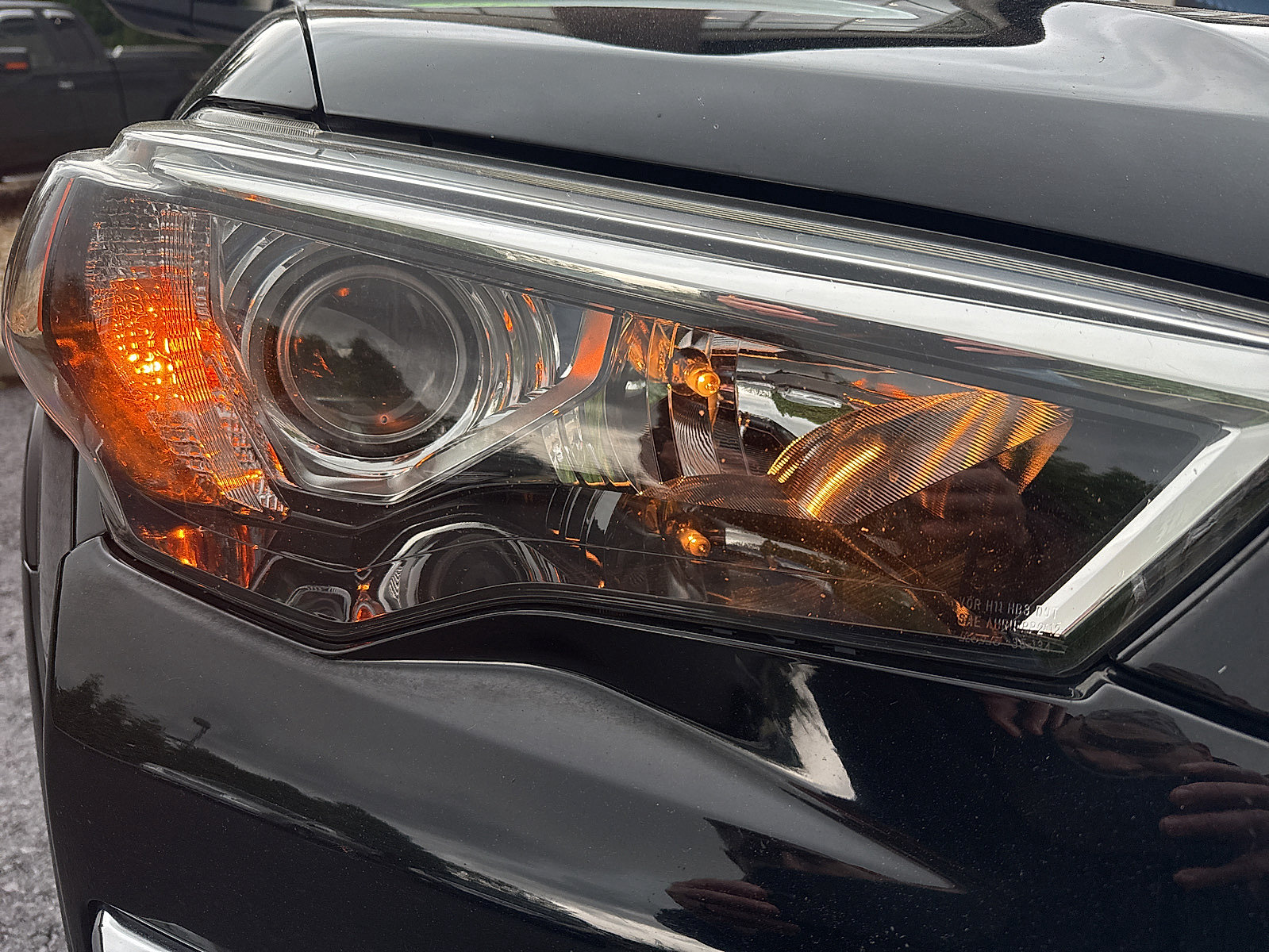 Used 2018 Toyota 4Runner Limited AWD/4WD image 19