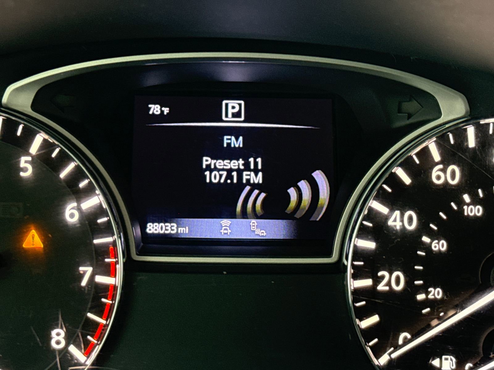 Used 2019 Nissan Pathfinder SV FWD image 23
