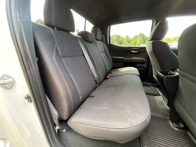 Used 2019 Toyota Tacoma TRD Off-Road AWD/4WD image 48