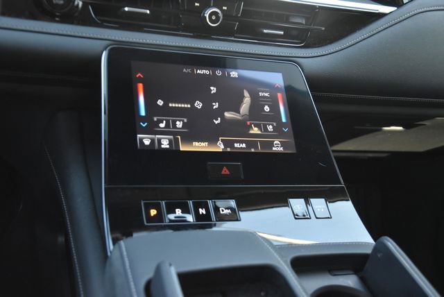 Used 2025 INFINITI QX80 Sensory AWD/4WD image 37