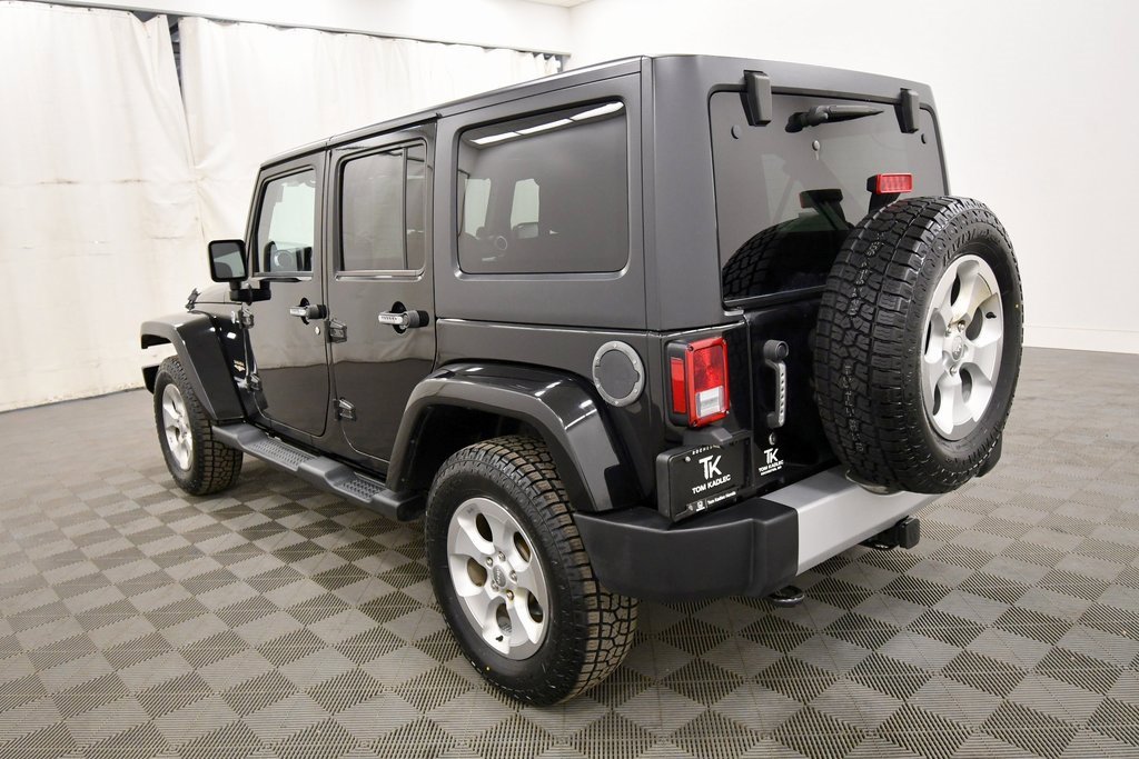 Used 2014 Jeep Wrangler Unlimited Sahara w/ Dual Top Group image 5