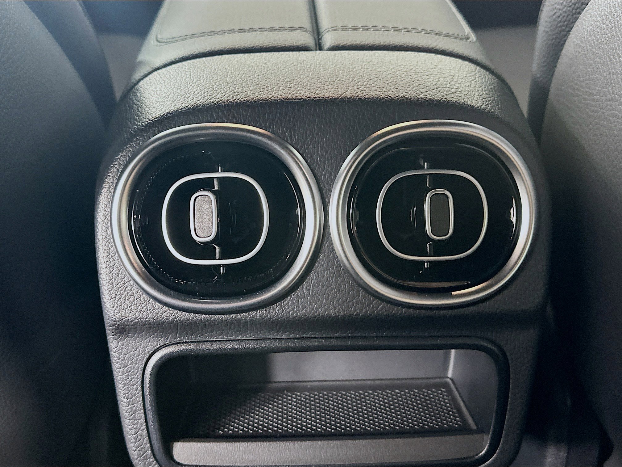 Certified 2025 Mercedes-Benz C 300 4MATIC Sedan image 33