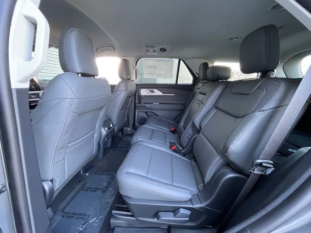 New 2026 Ford Explorer Active w/ Active Comfort Package image 8