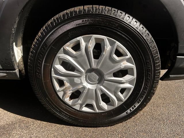 Used 2019 Ford Transit 150 XLT RWD image 31