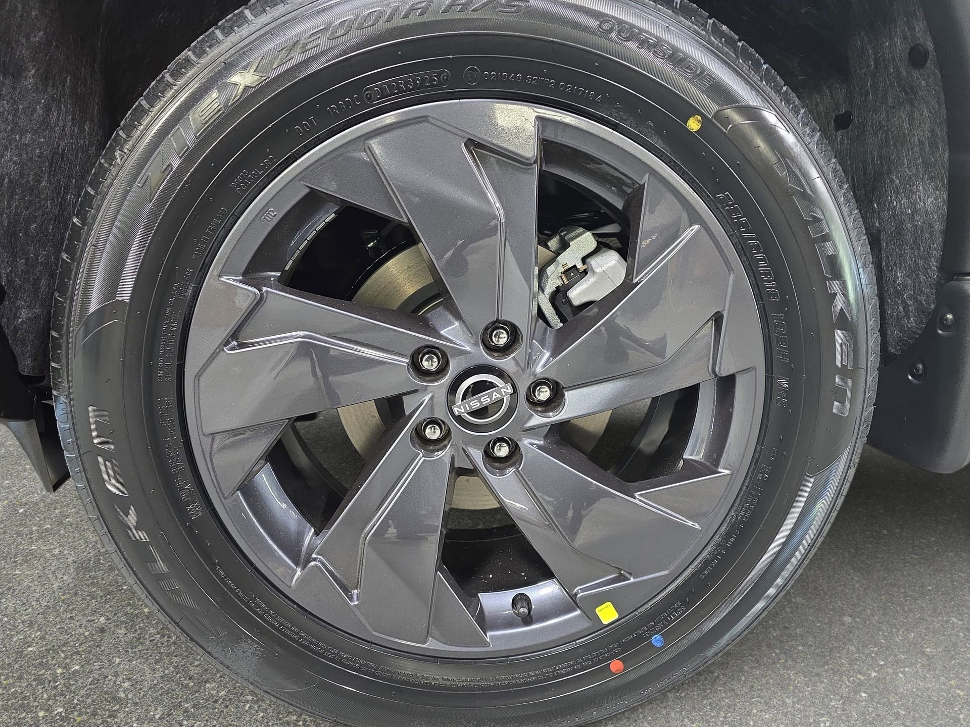 New 2026 Nissan Rogue SV w/ Cold Weather Package FWD image 32