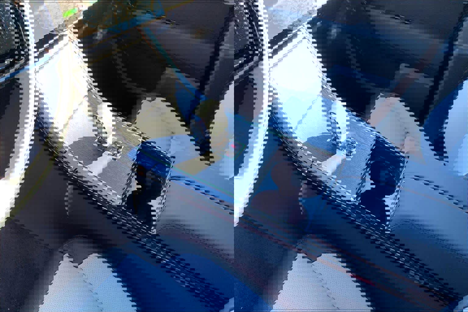 New 2026 Land Rover Range Rover Velar Dynamic SE AWD/4WD image 10