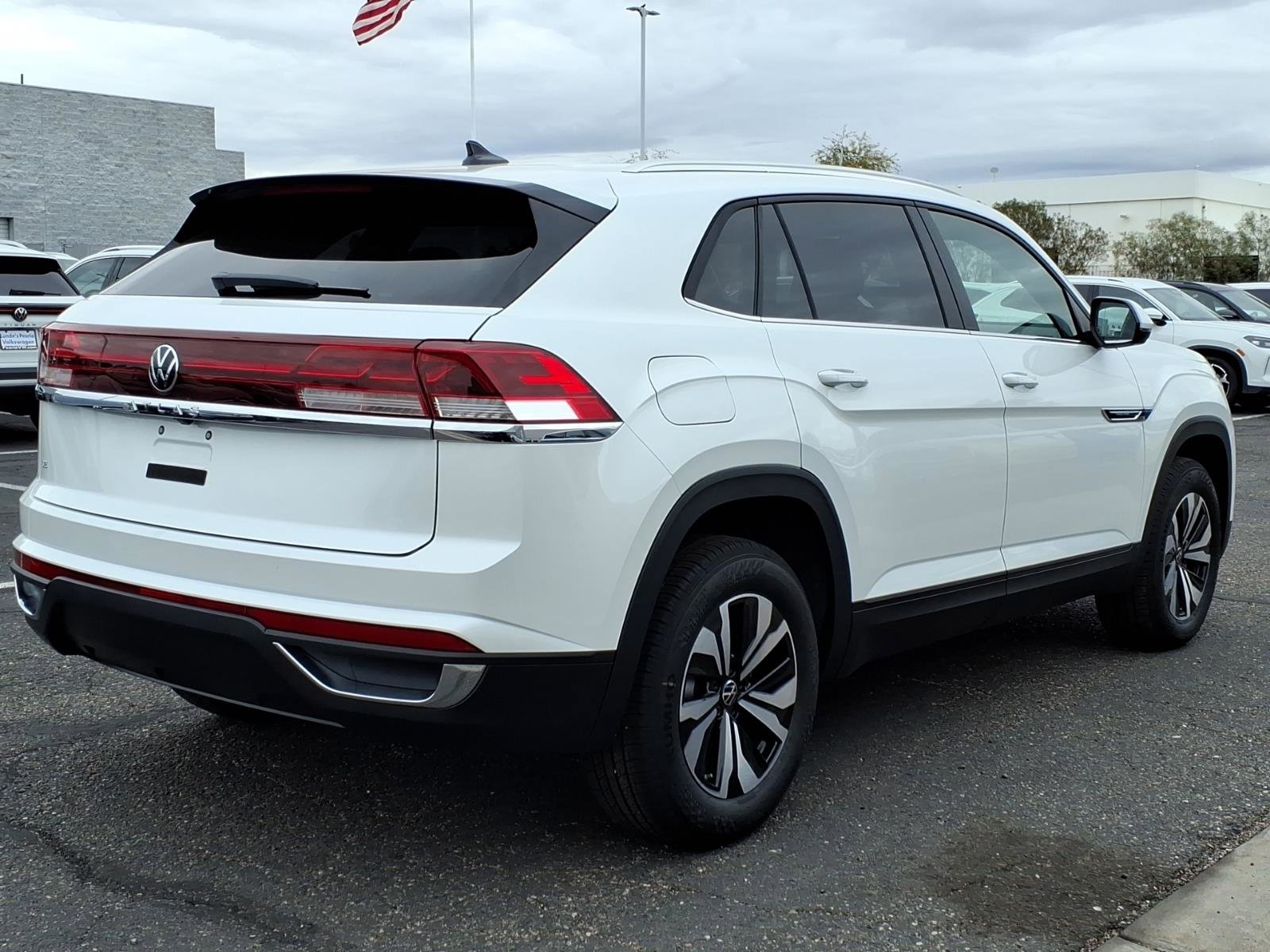New 2026 Volkswagen Atlas Cross Sport SE image 6
