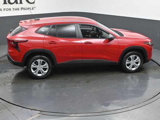 New 2026 Chevrolet Trax LS FWD image 17