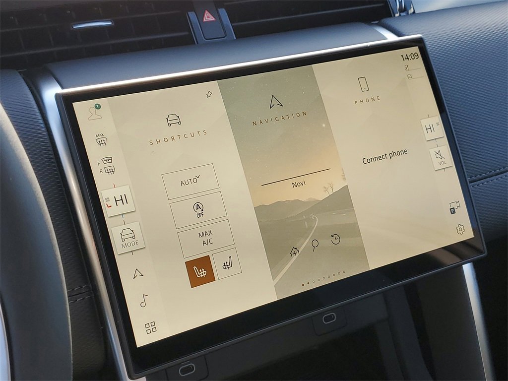 New 2026 Land Rover Discovery Sport Landmark image 21