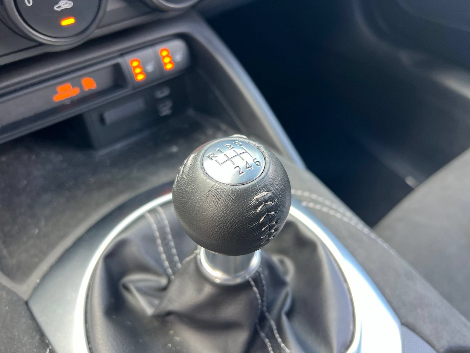 Certified 2026 MAZDA MX-5 Miata RF Club RWD image 24