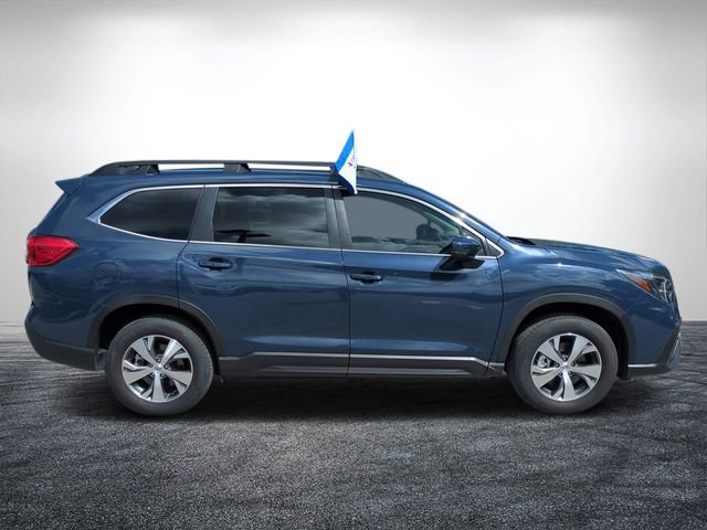 Used 2025 Subaru Ascent Premium AWD/4WD image 2