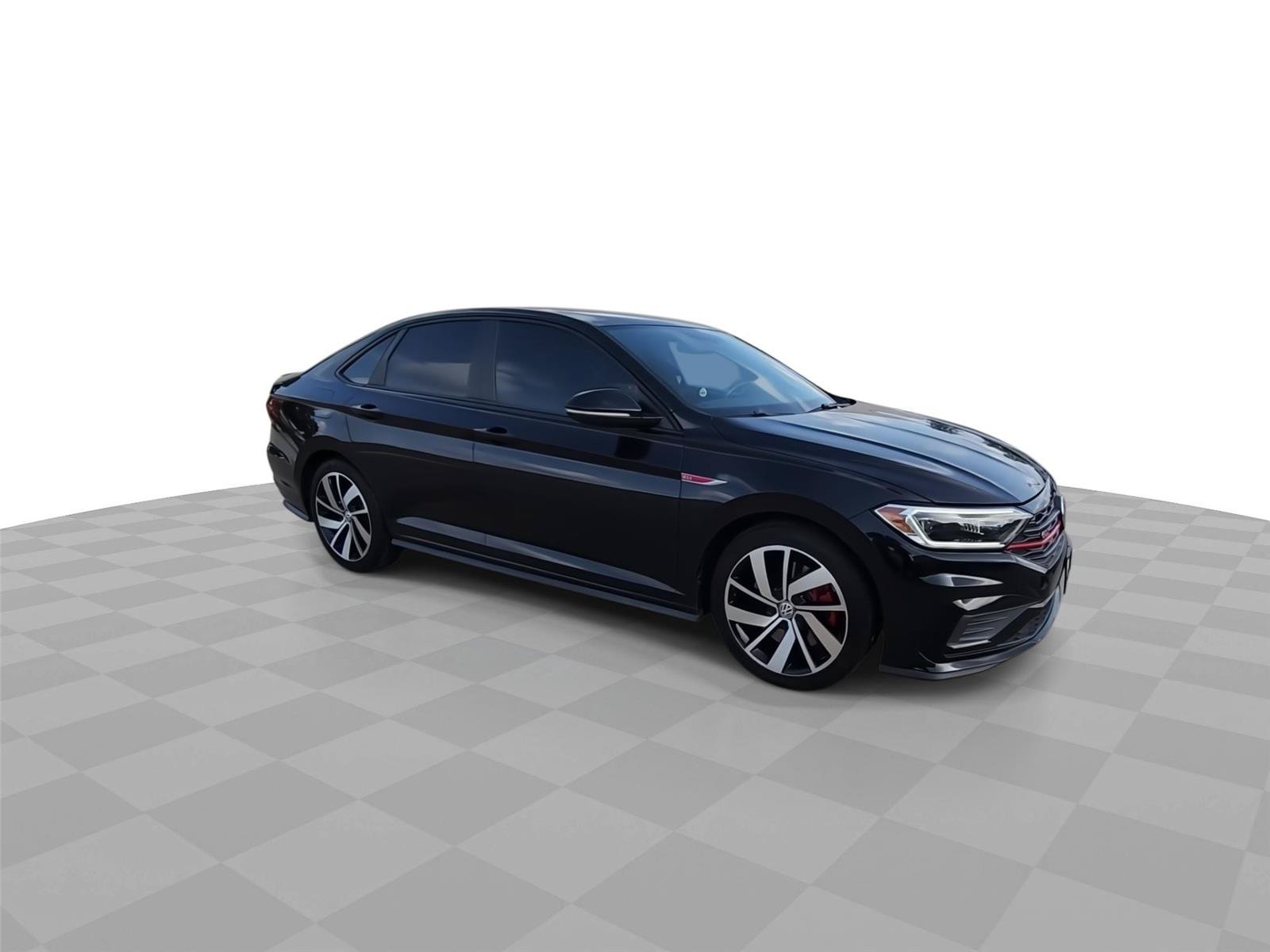 Used 2019 Volkswagen Jetta GLI FWD image 2