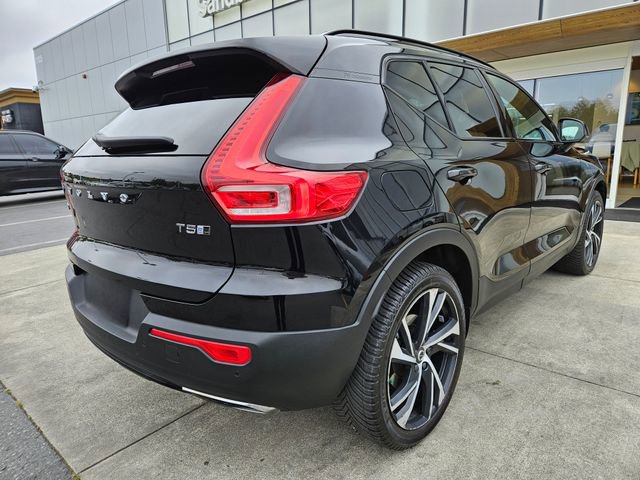 Used 2020 Volvo XC40 T5 R-Design w/ Protection Package AWD/4WD image 5