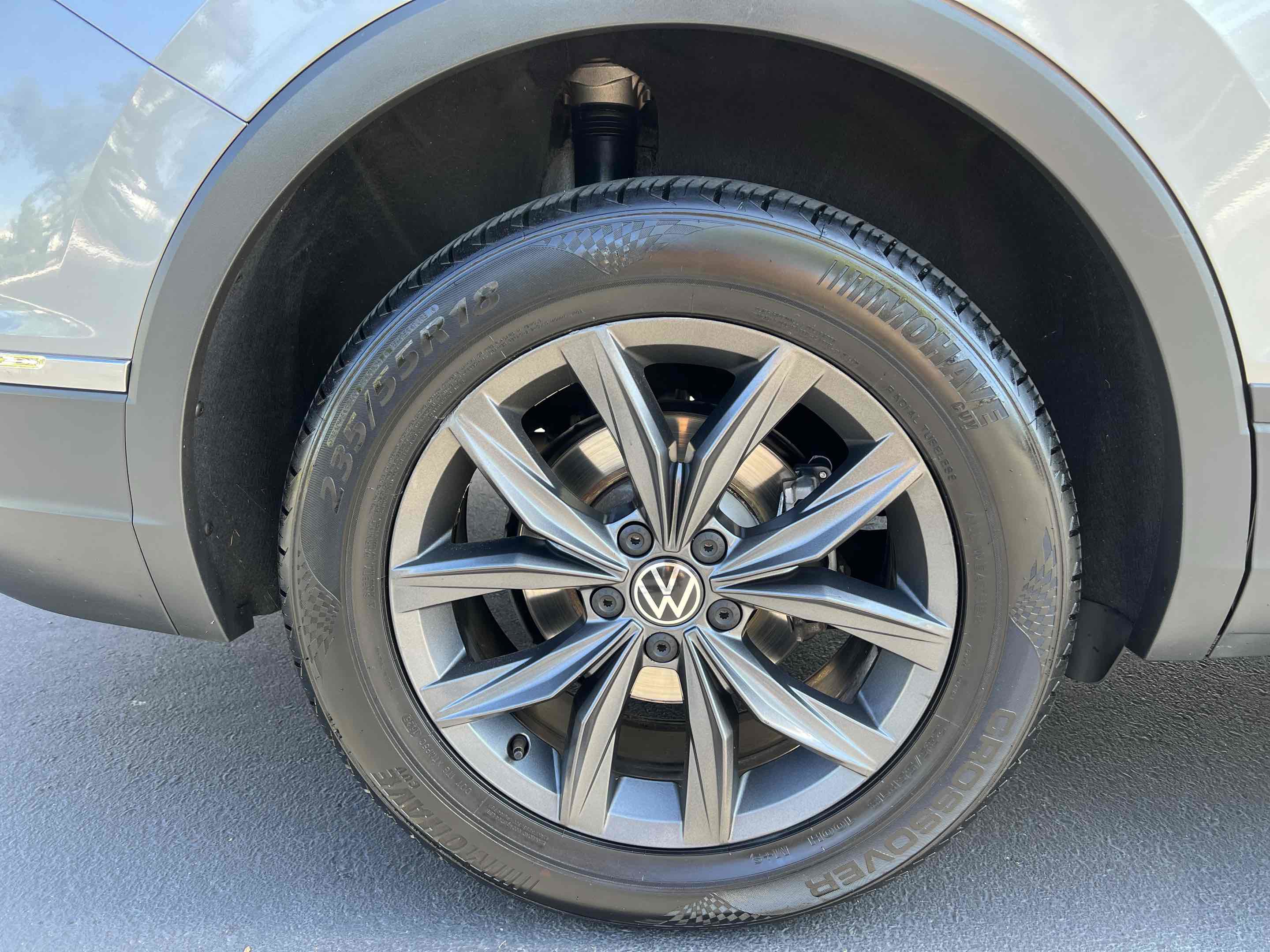 Used 2022 Volkswagen Tiguan SE image 81