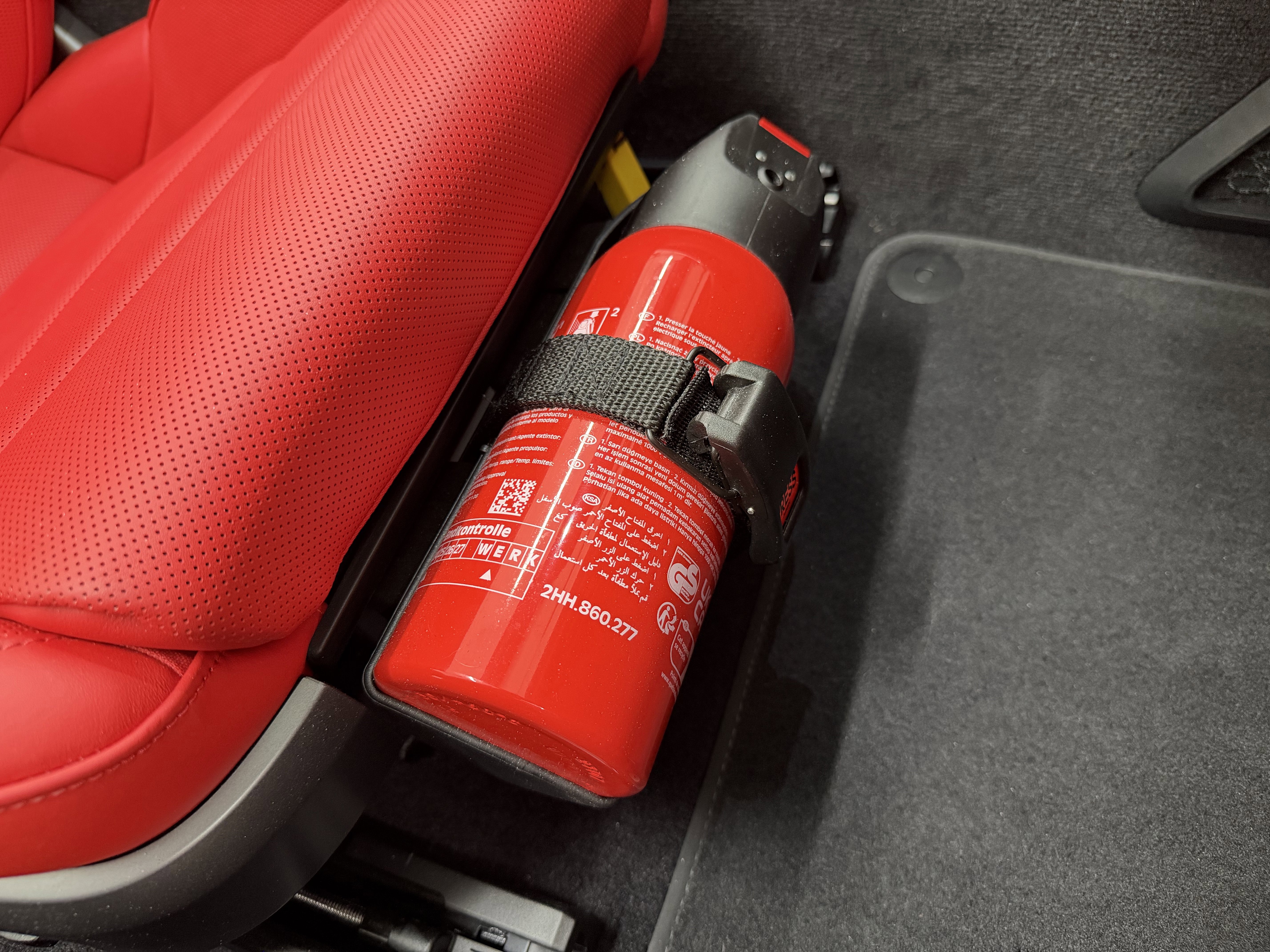 Certified 2024 Porsche 911 Turbo S image 26