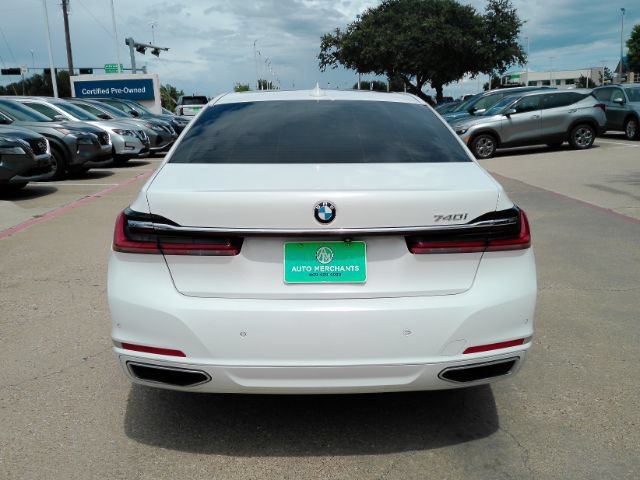 Used 2022 BMW 740i RWD image 7