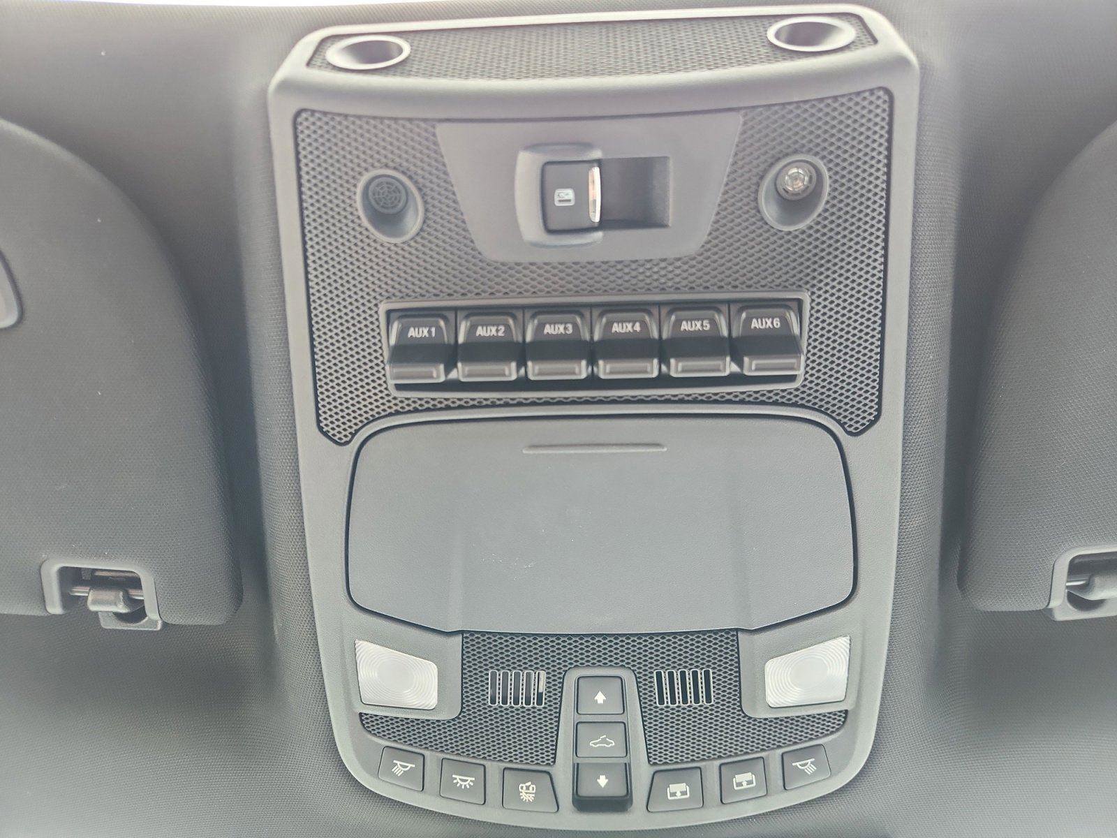Used 2022 Ford F450 Platinum w/ FX4 Off-Road Package AWD/4WD image 30