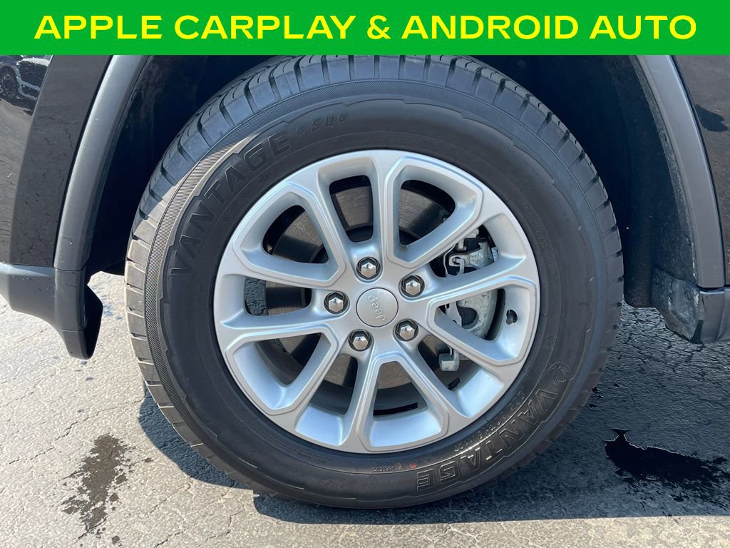 Used 2022 Jeep Grand Cherokee Laredo E image 12