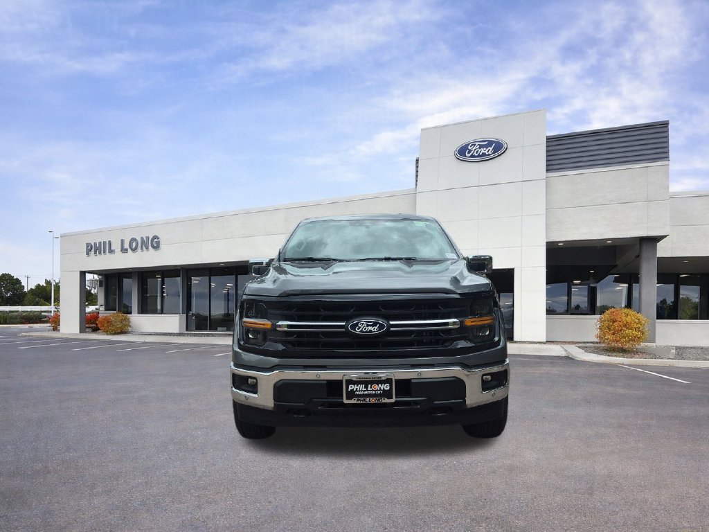 New 2026 Ford F150 XLT w/ Equipment Group 302A MID AWD/4WD image 8