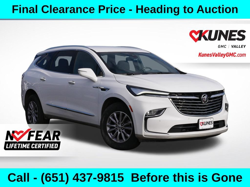 Used 2023 Buick Enclave Essence AWD/4WD image 1