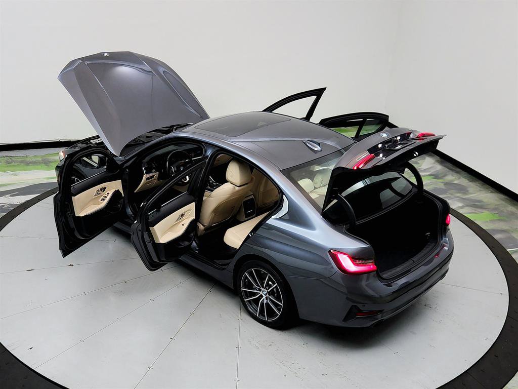 Used 2020 BMW 330i Sedan w/ Driving Assistance Package RWD image 41