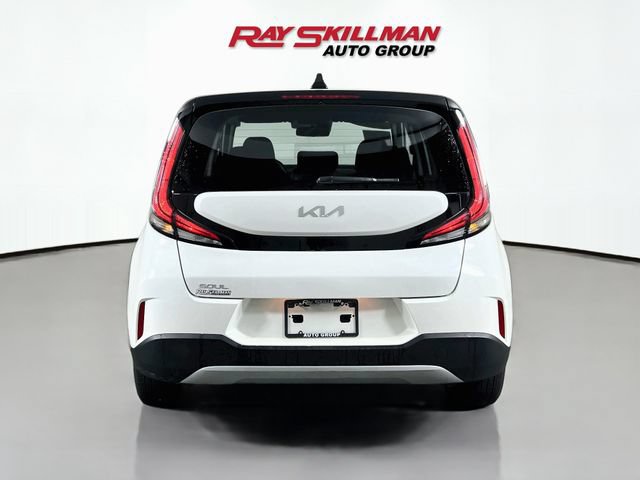 Used 2025 Kia Soul LX FWD image 6