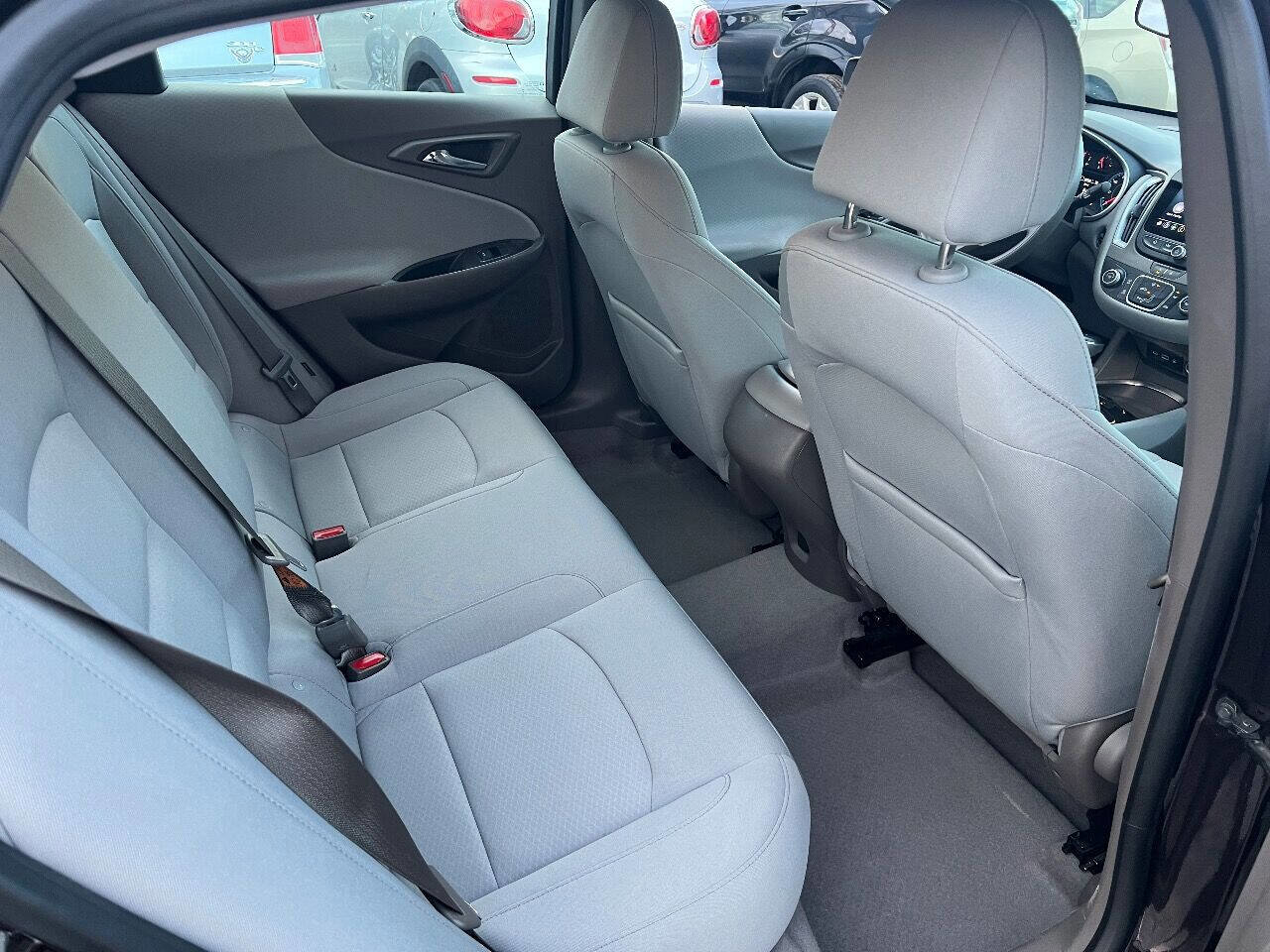 Used 2020 Chevrolet Malibu LS w/ Driver Confidence Package II image 12