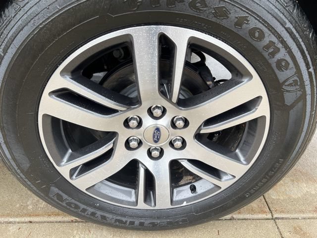 Used 2023 Ford Expedition Limited AWD/4WD image 10