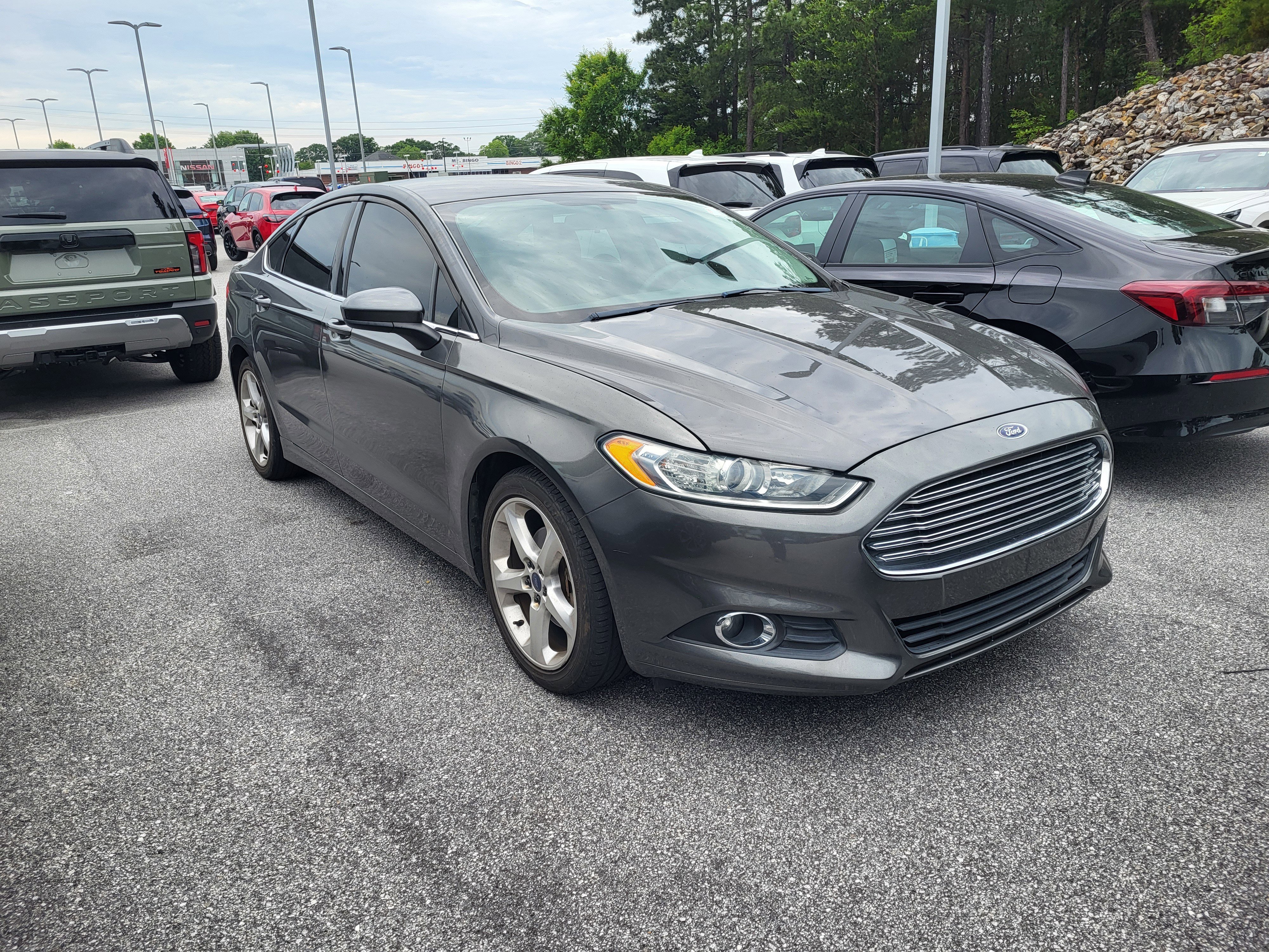 Used 2016 Ford Fusion S w/ Equipment Group 101A FWD image 3