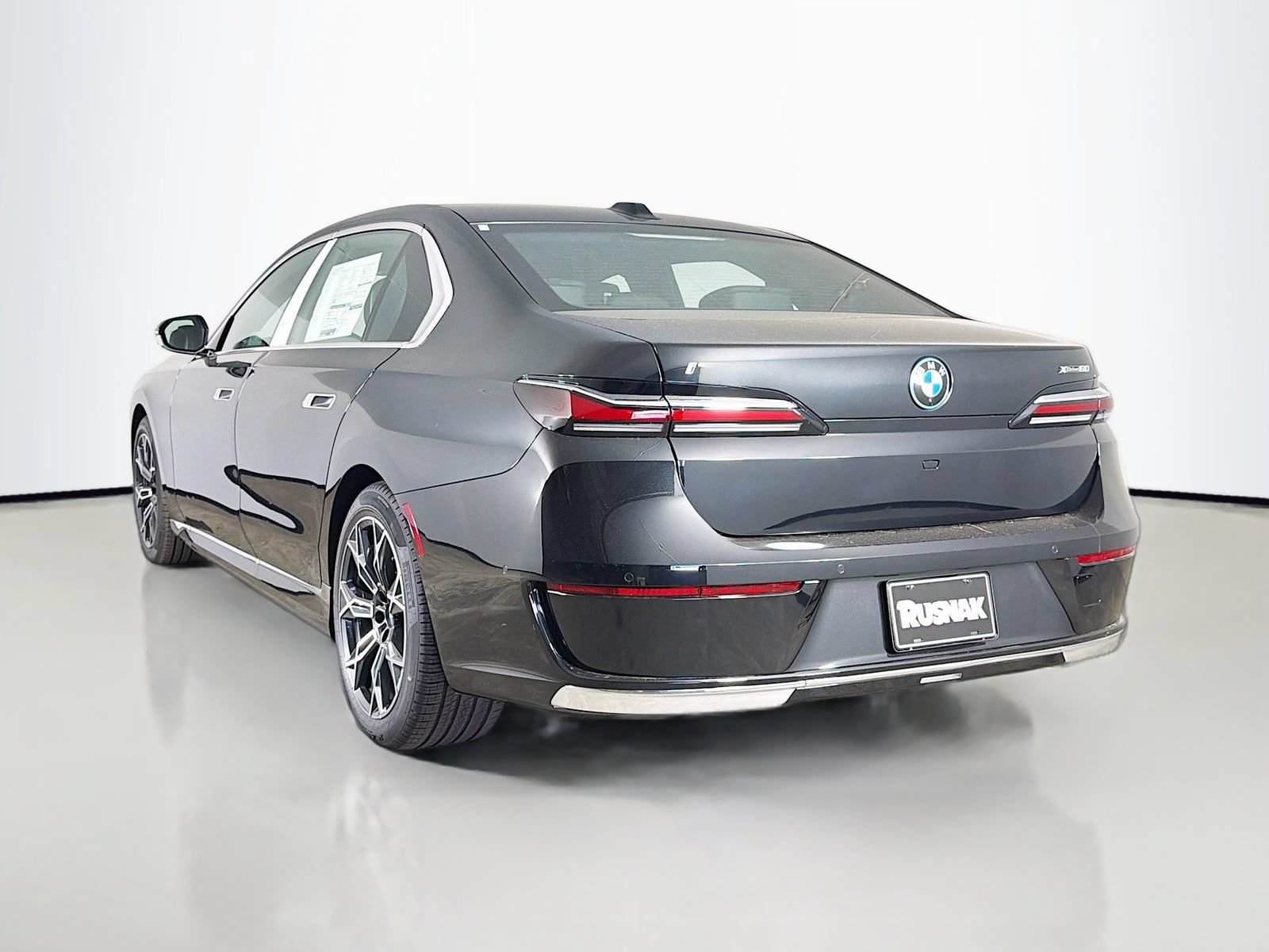 New 2026 BMW i7 xDrive60 AWD/4WD image 5