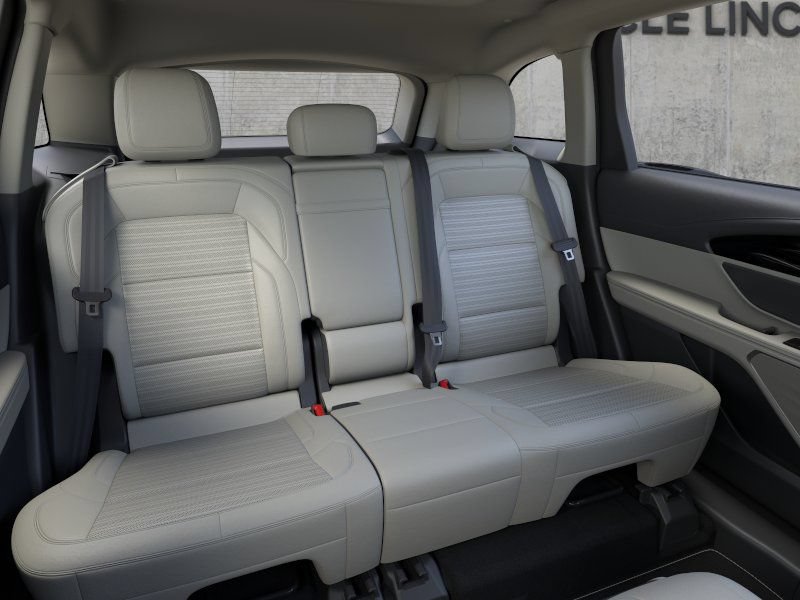 New 2026 Lincoln Nautilus Reserve w/ Jet Appearance Package AWD/4WD image 11
