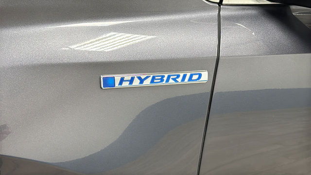 Used 2022 Honda CR-V Touring image 40