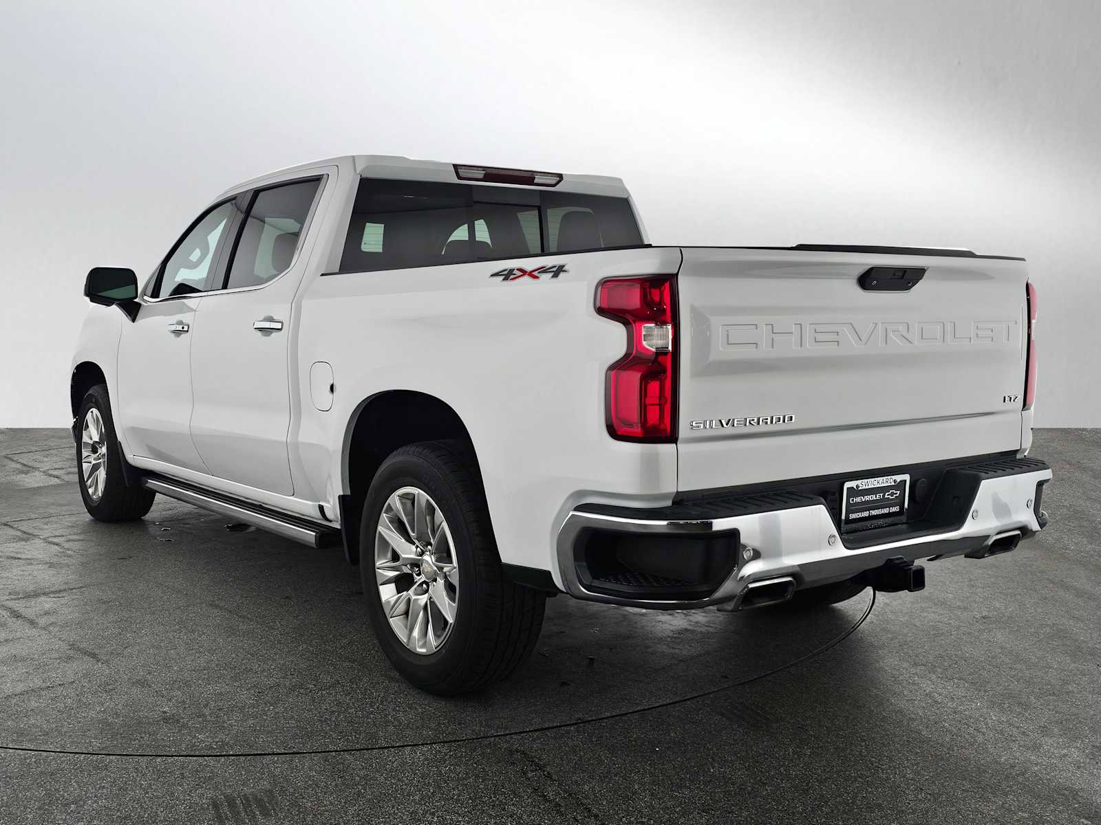 Used 2022 Chevrolet Silverado 1500 LTZ w/ LTZ Premium Package image 10