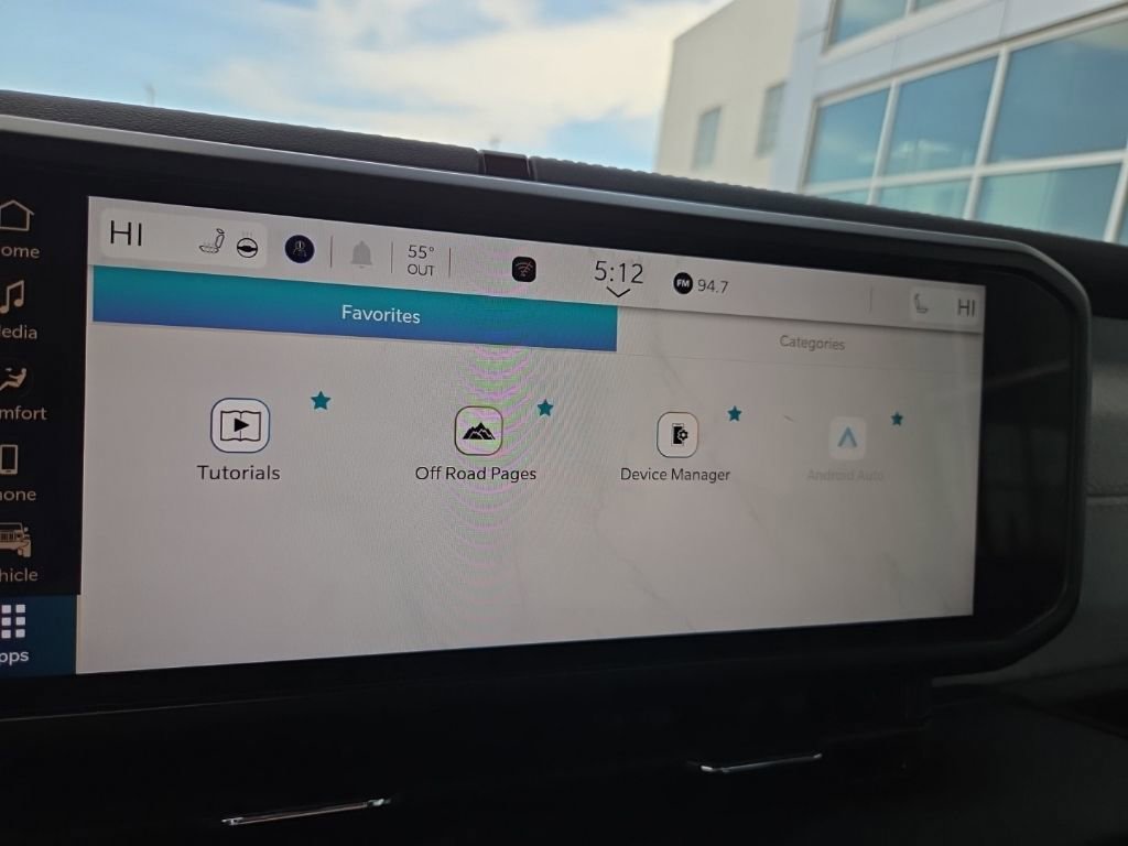 Used 2024 Jeep Wrangler Sahara image 40