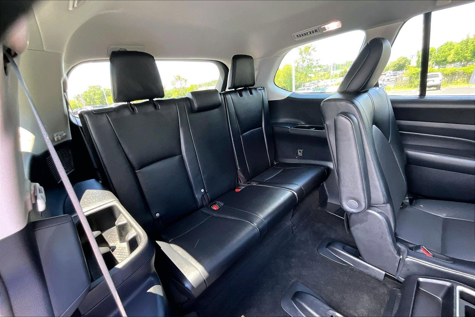 Used 2025 Toyota Grand Highlander AWD image 25