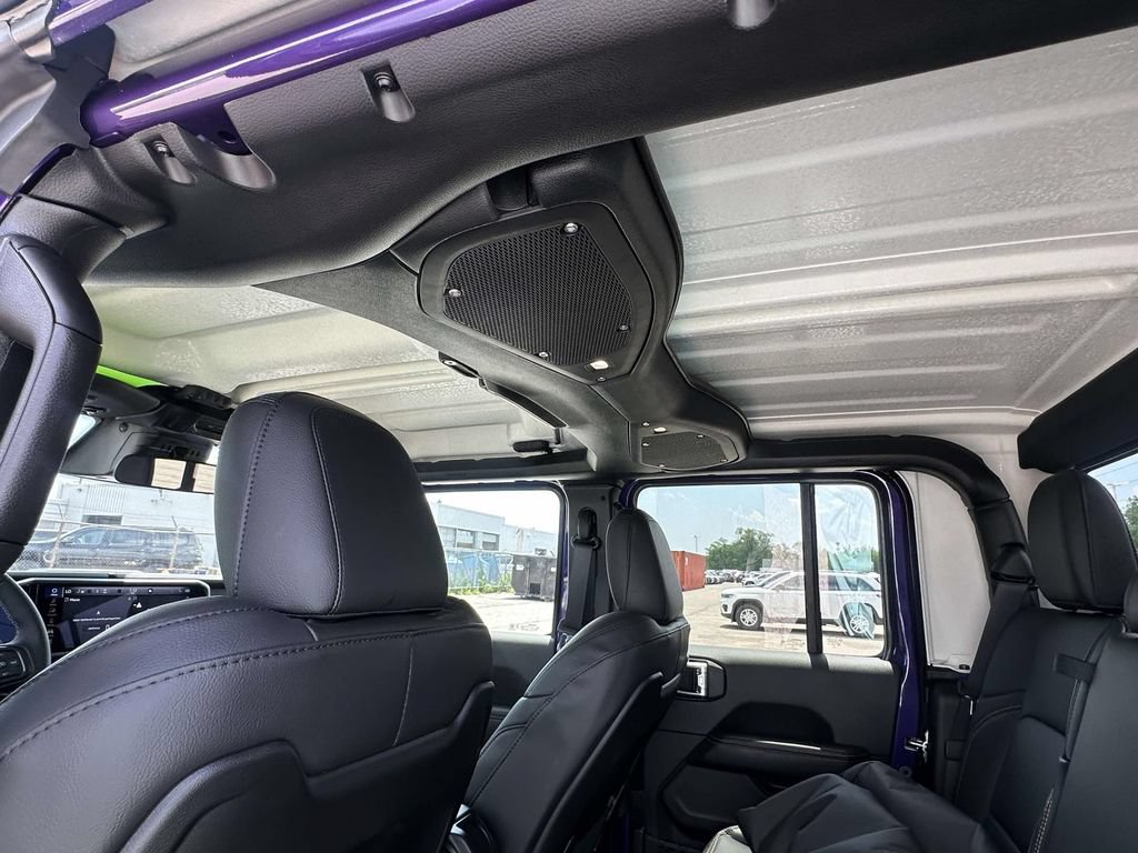 New 2026 Jeep Gladiator Mojave AWD/4WD image 11
