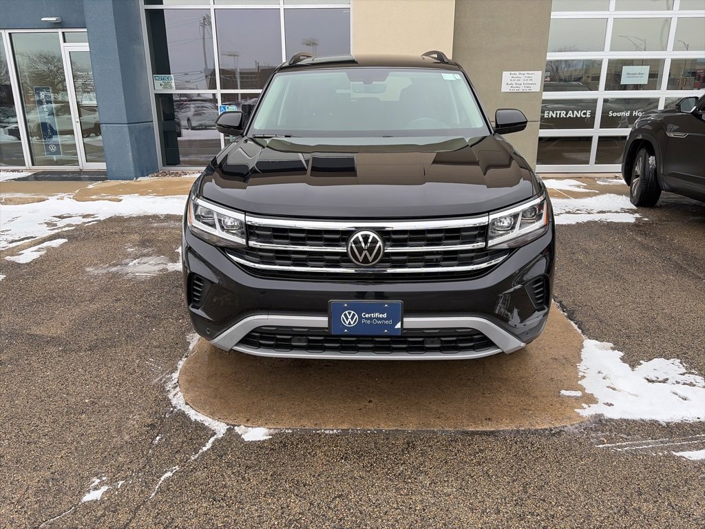 Certified 2022 Volkswagen Atlas SE image 3