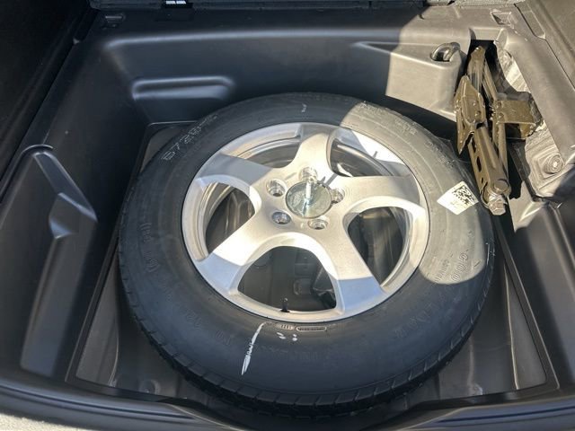 Used 2024 Jeep Grand Cherokee Limited image 30