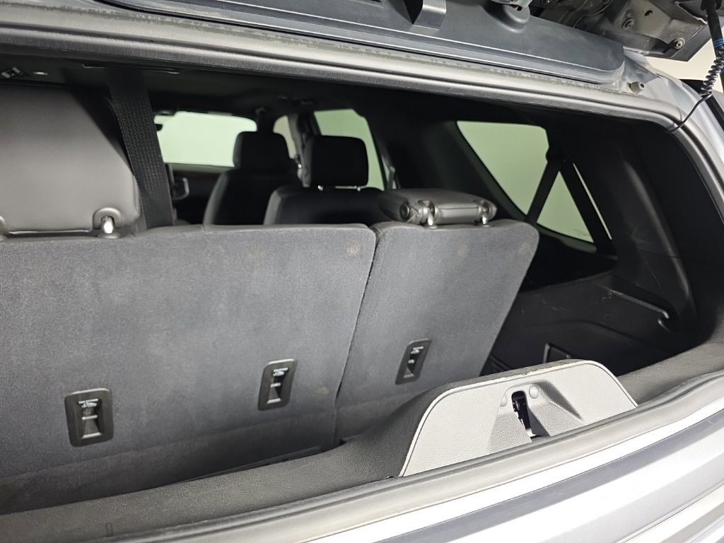 Used 2021 Chevrolet Tahoe High Country w/ Premium Package image 34