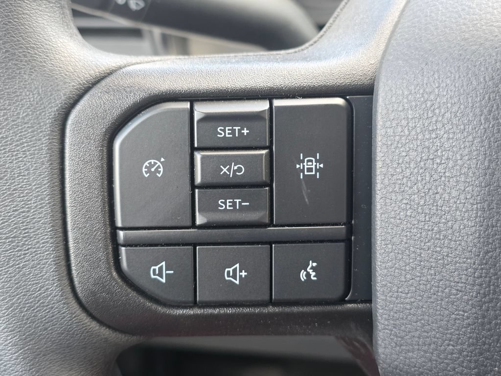 New 2026 Ford F550 4x4 Crew Cab image 31