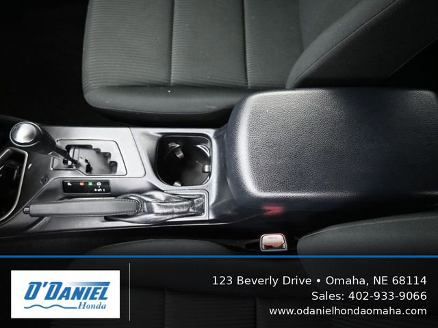 Used 2018 Toyota RAV4 LE w/ All Weather Liner Package AWD/4WD image 33