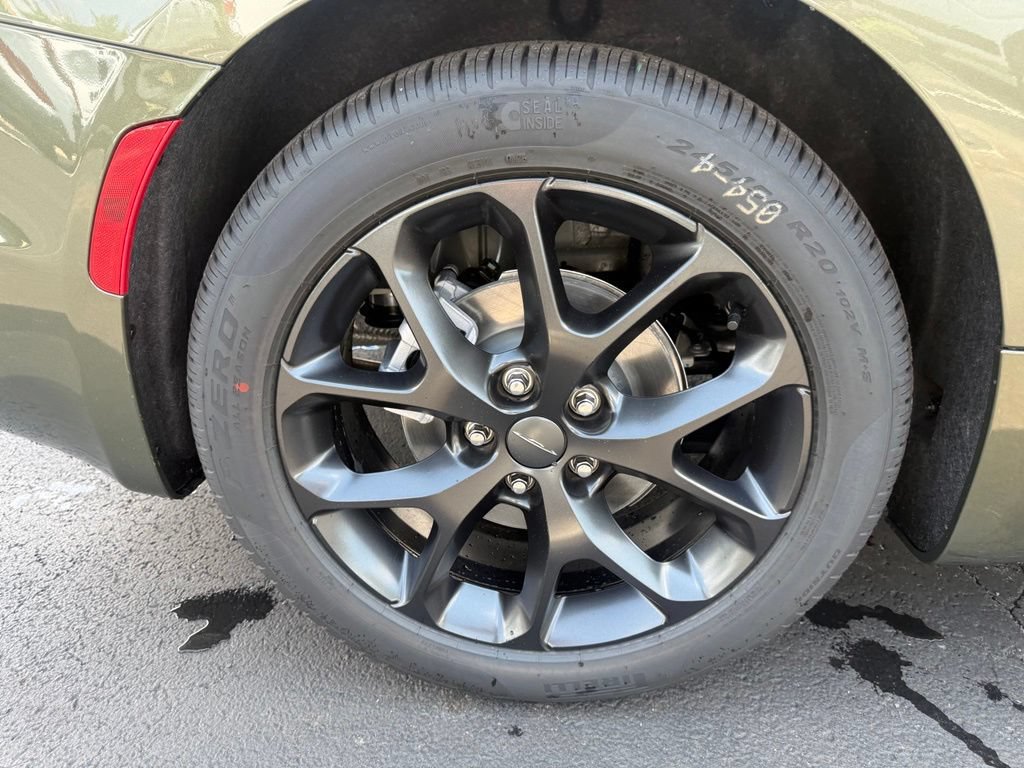 New 2027 Chrysler Pacifica Limited FWD image 48