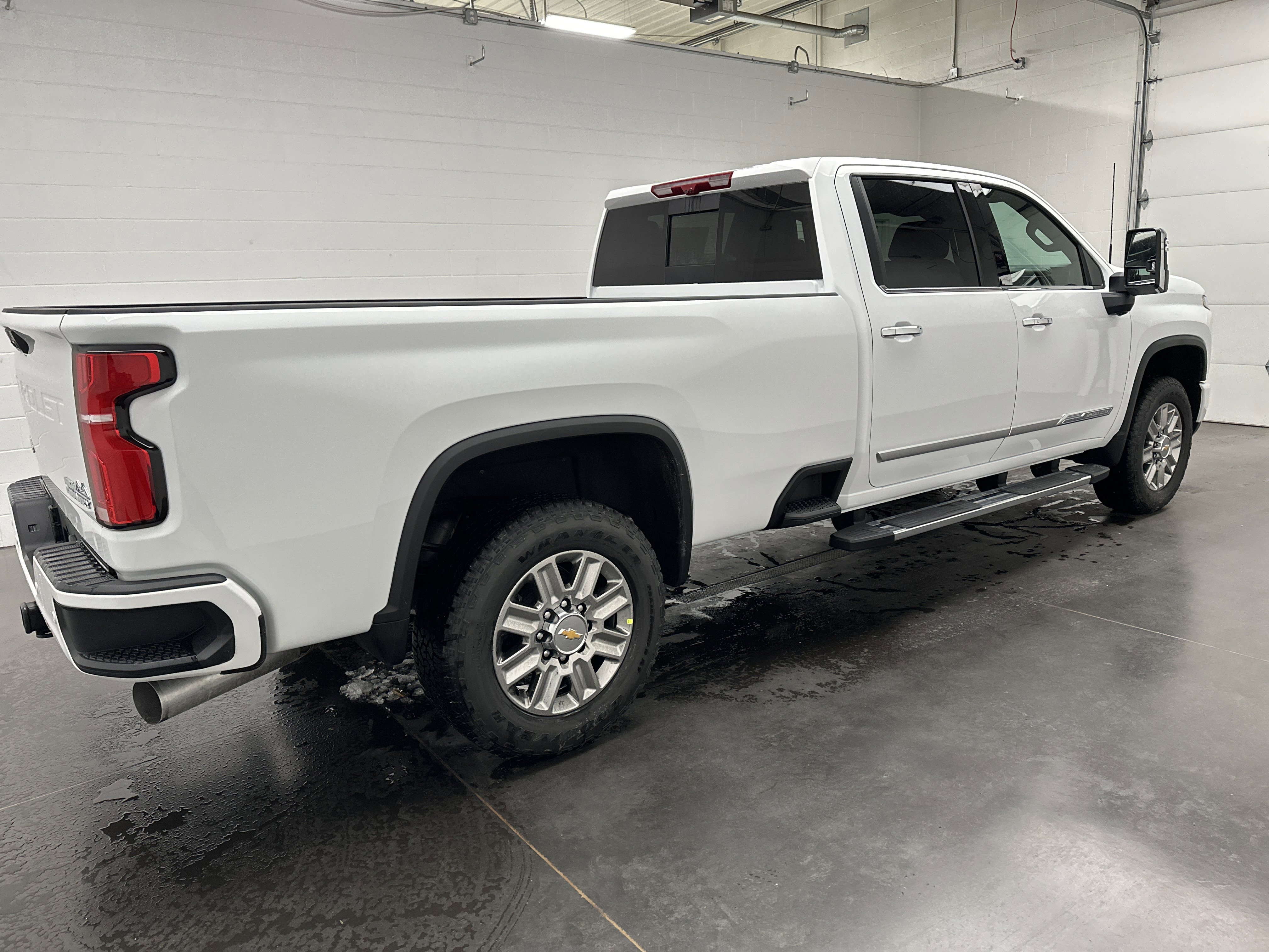 New 2026 Chevrolet Silverado 3500 High Country w/ Technology Package image 12