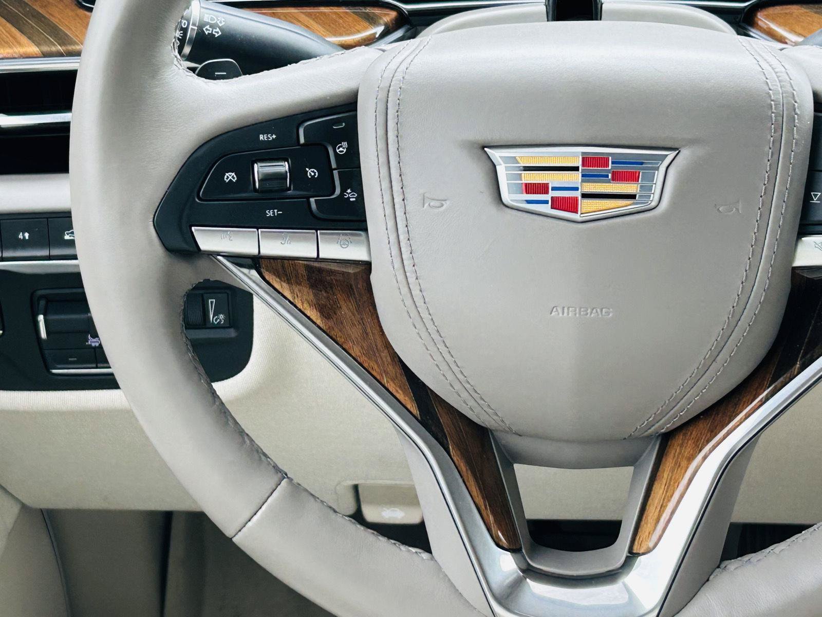 Used 2024 Cadillac Escalade Sport Platinum AWD/4WD image 24