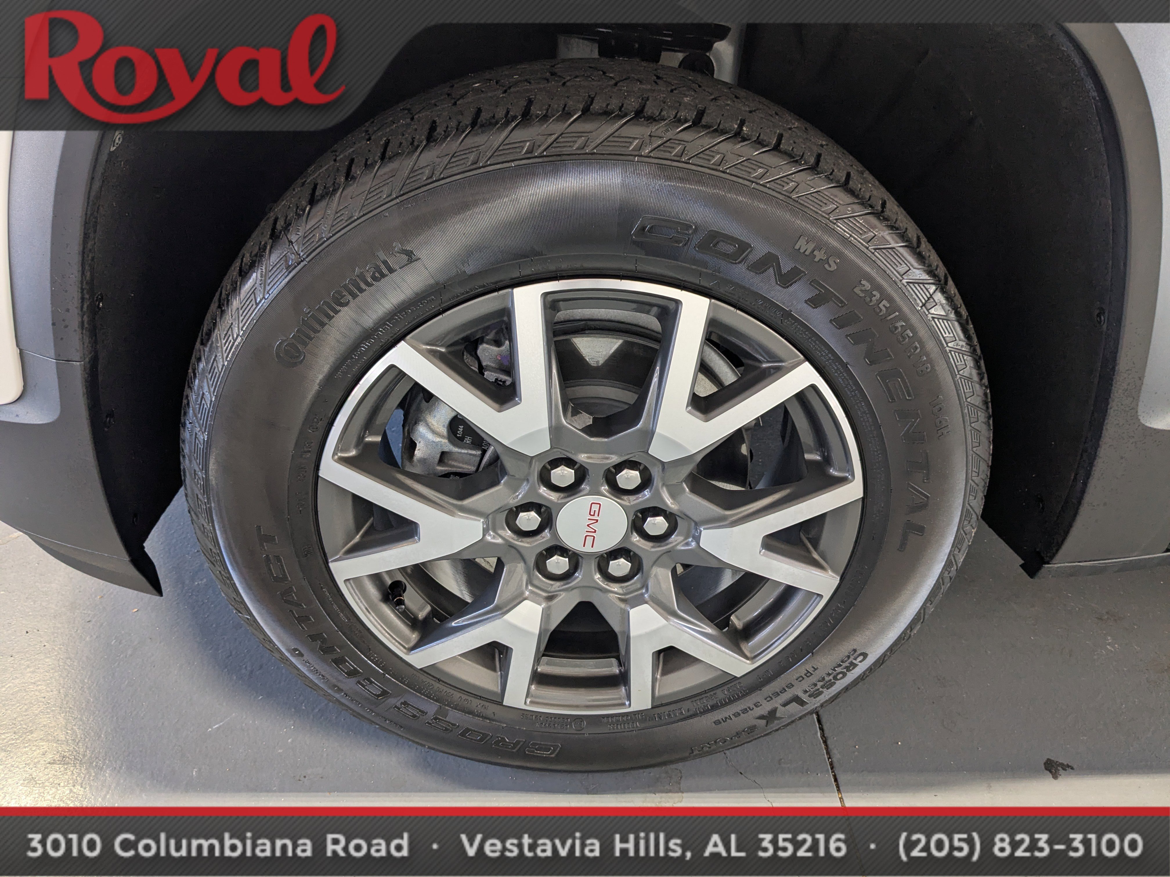 Used 2021 GMC Acadia SLE w/ Driver Convenience Package image 27