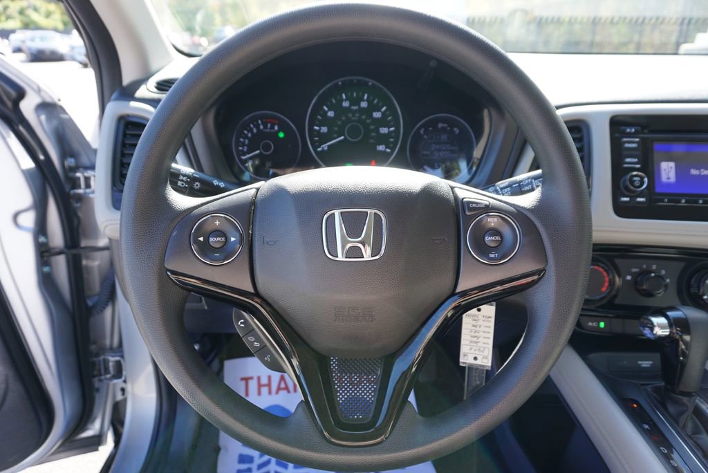 Used 2020 Honda HR-V LX image 25