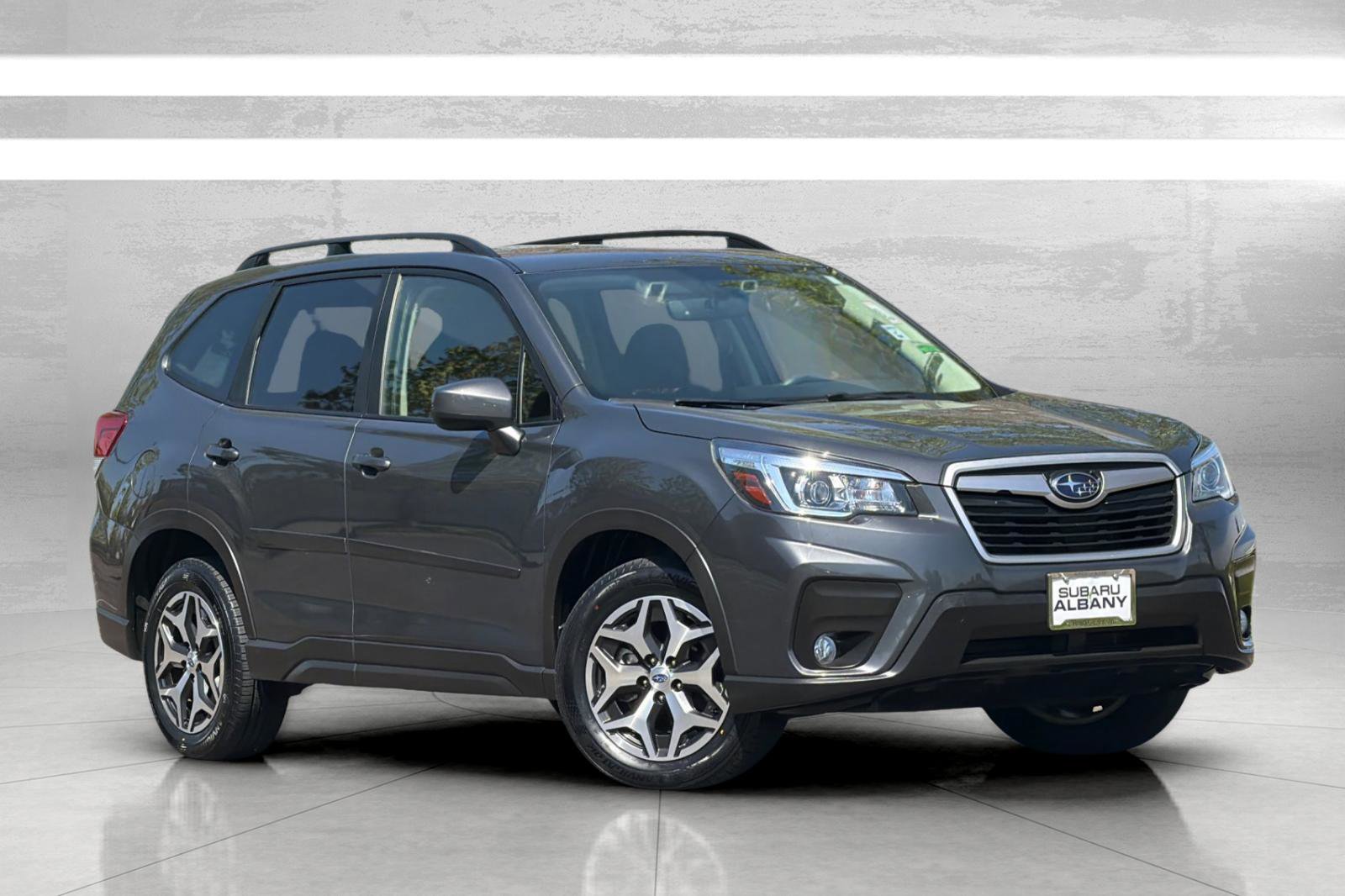 Used 2020 Subaru Forester Premium w/ Popular Package #1 AWD/4WD image 2