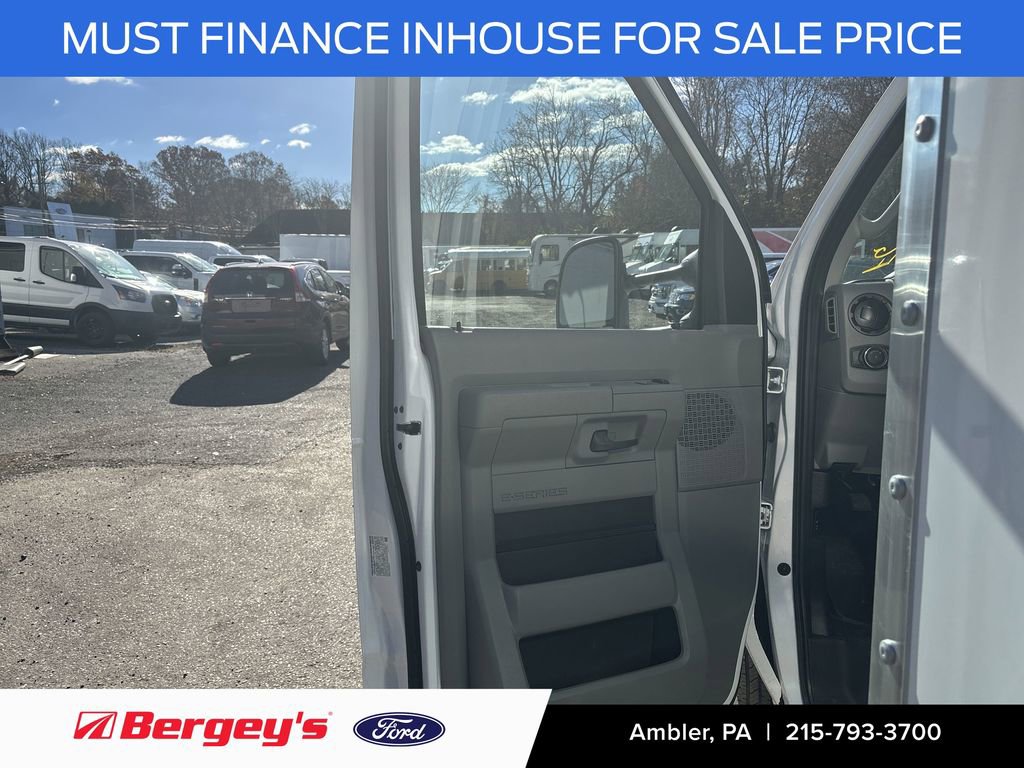 New 2024 Ford E-450 and Econoline 450 Super Duty w/ Power Windows & Locks Group image 9
