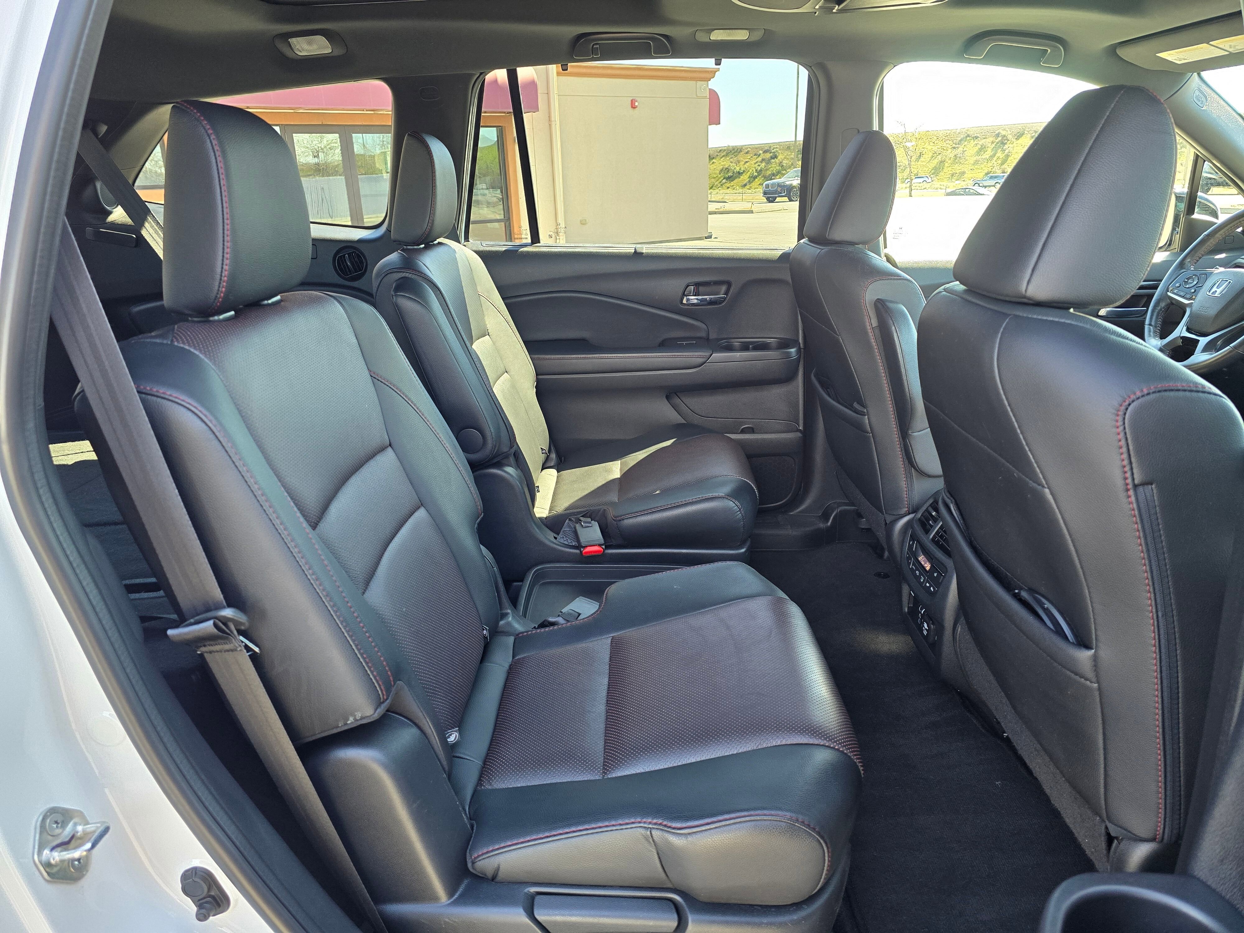 Used 2021 Honda Pilot Black Edition image 47