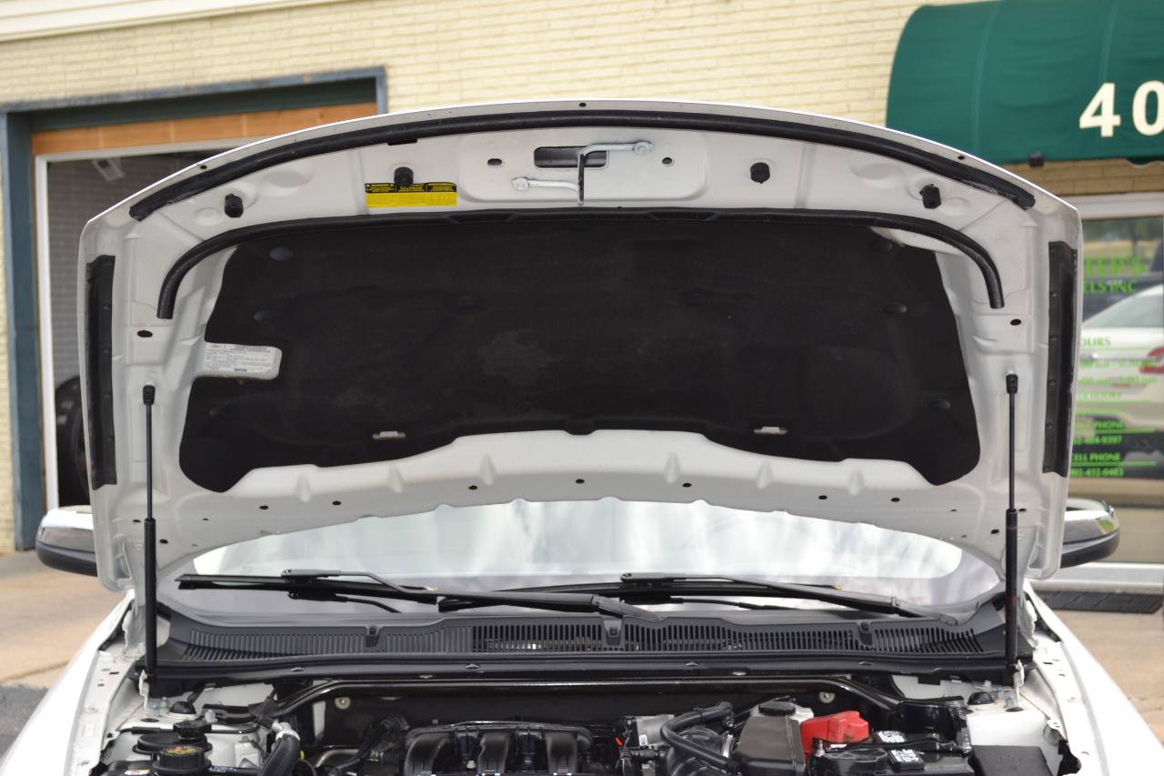 Used 2010 Ford Taurus Limited AWD/4WD image 54